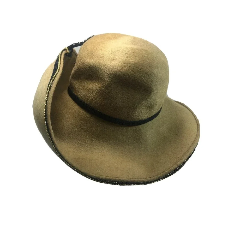 LESLIE JAMES Womens Hat 1950's‎ Vintage Soft Genuine Tan Gold Trim Rhinestones